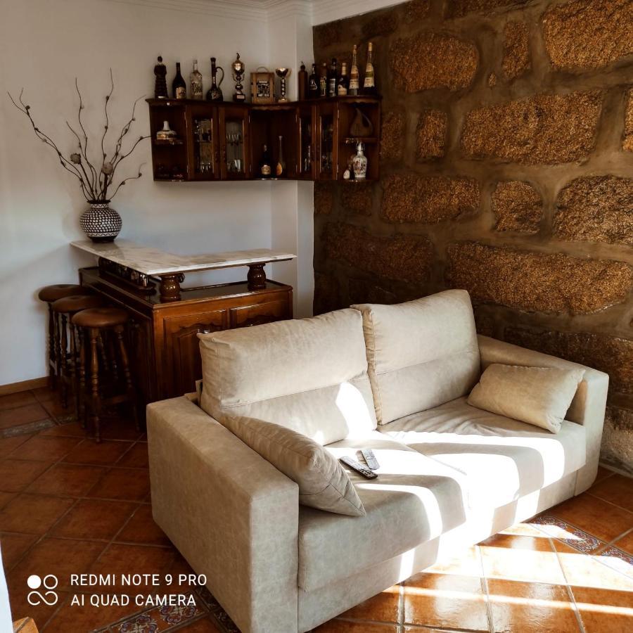 Casa Além Rio para 6 hóspedes em Santo Tirso Exterior foto